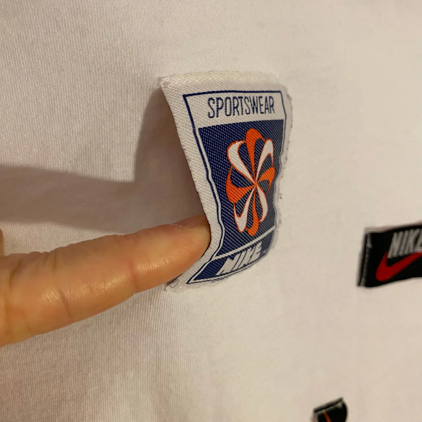 Nike White Retro 3D Vintage Tag Crewneck Long Sleeve Shirt Women's size Small - Image 4