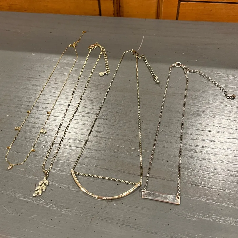 Short Dainty Necklaces - Image 3