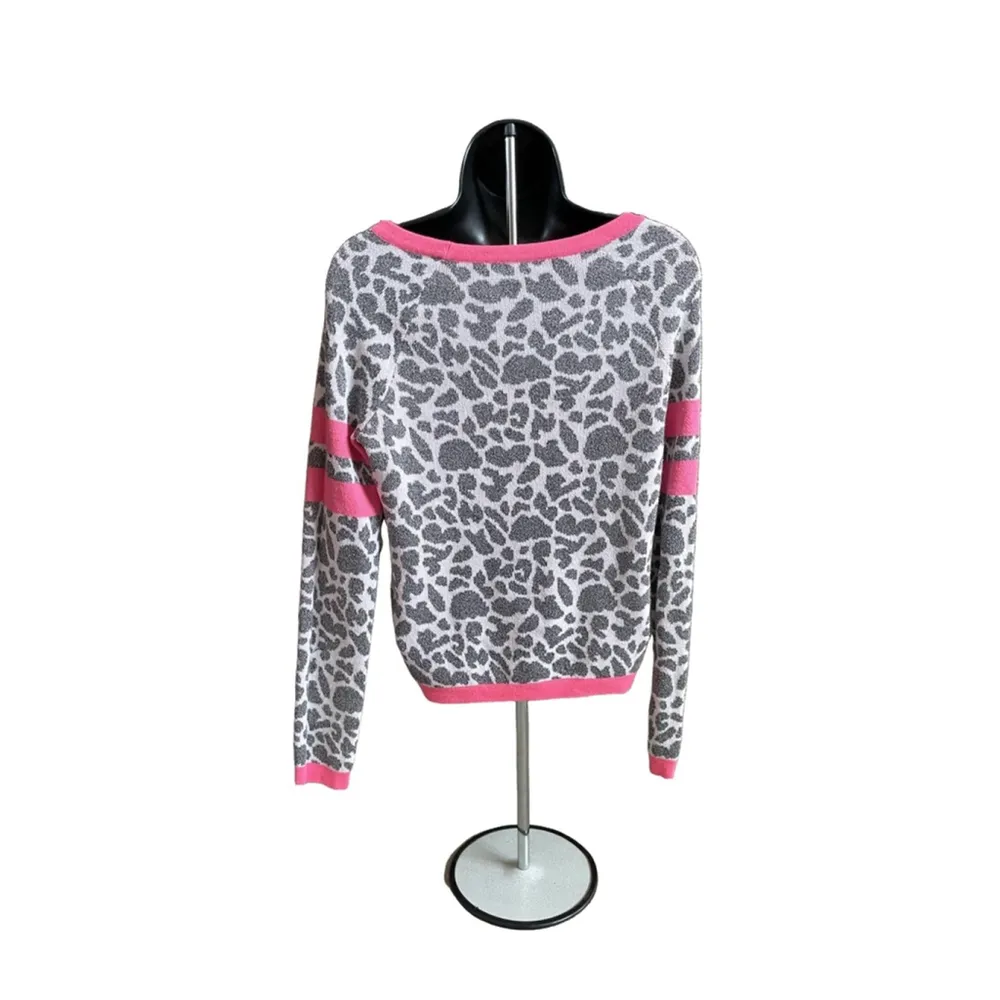 Women's Juicy Couture Sweater Size S Gray & Pink - Image 3