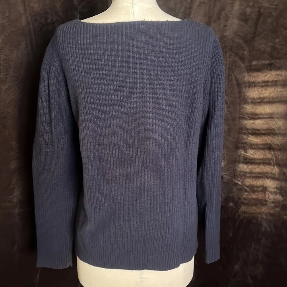 EUC Ann Taylor Wool/Cashmere Blend Sweater - Image 2