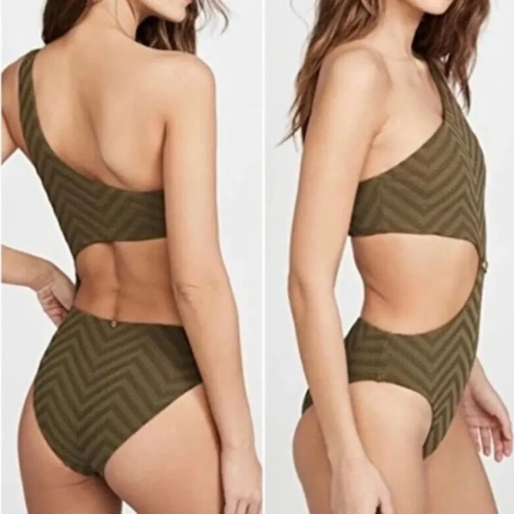 Red Carter Asymmetric Maillot One Shoulder Cut Out One Piece Swimsuit - Image 2