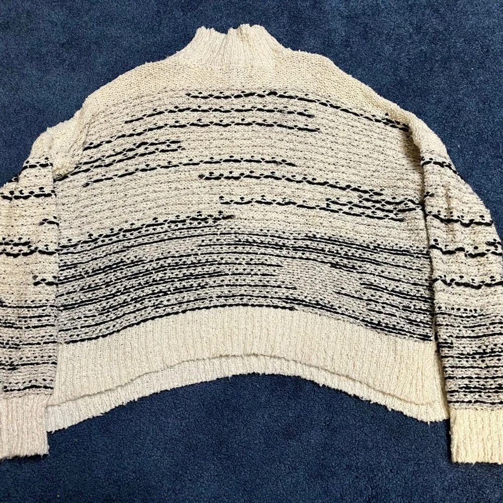 Knox Rose Knit Mock-neck Sweater - Image 6