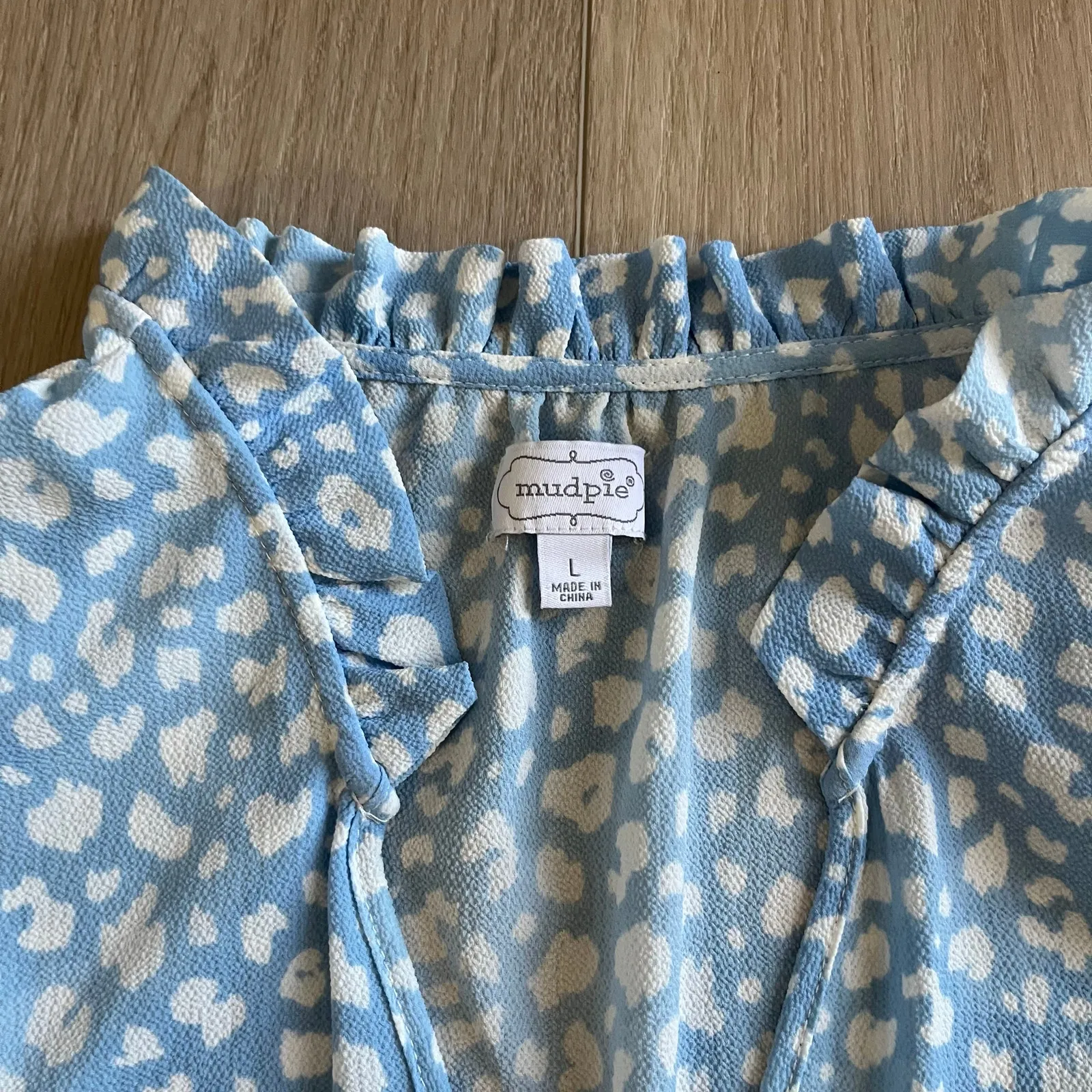 MudPie Women's Blue & White Ferah Tank Size Large - Image 2