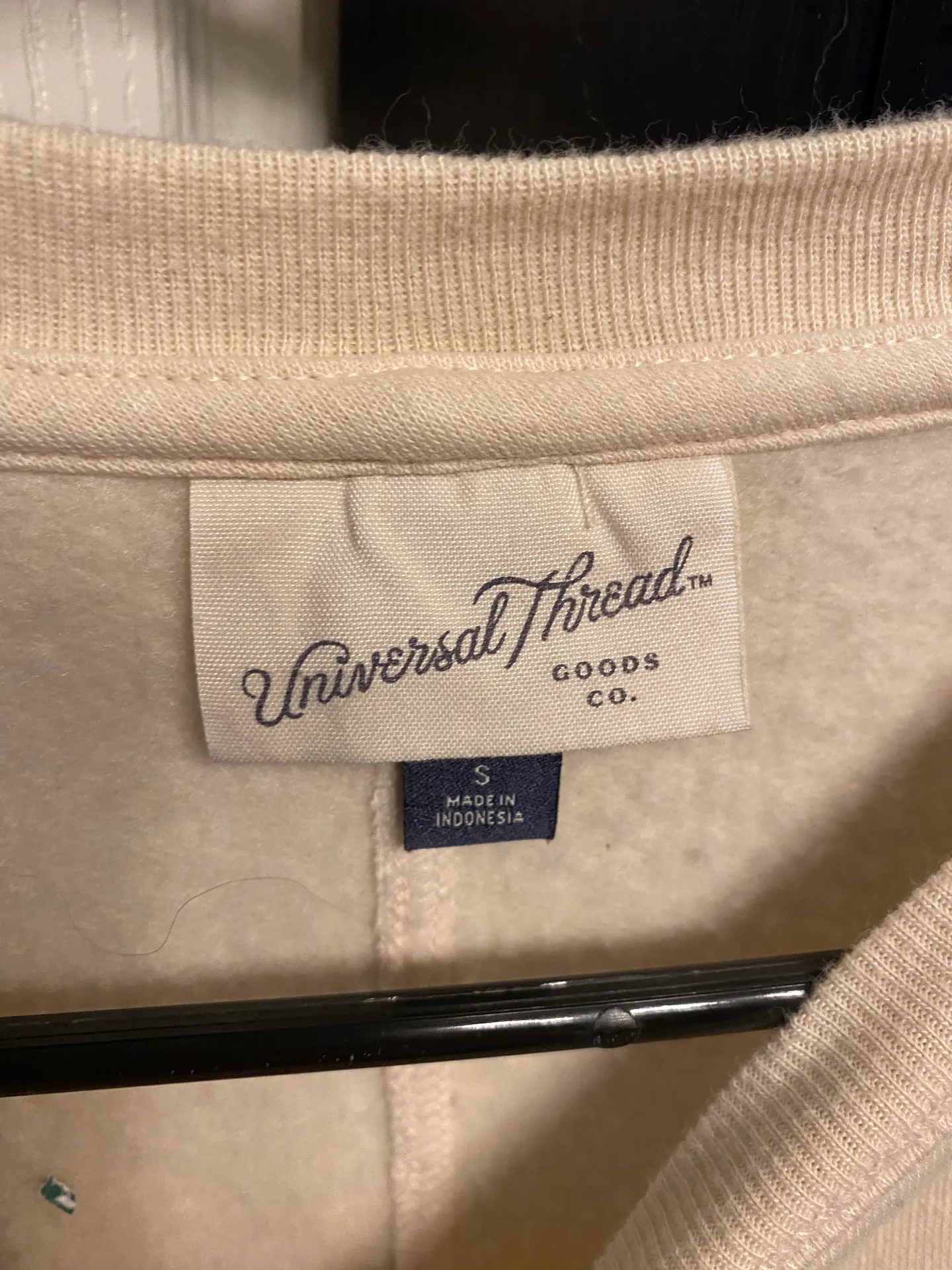 Universal Thread Oversized Sweatshirt - Image 3