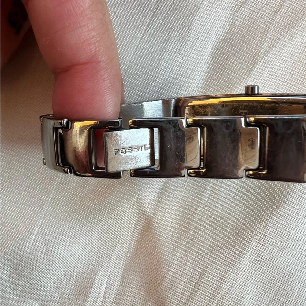 Fossil F2 women’s bracelet steel watch ES-9062 rectangular holographic green - Image 4