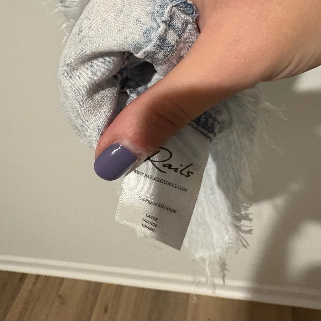 Rails Valerie Acid Wash Light‎ Blue Denim shirt dress size large - Image 8