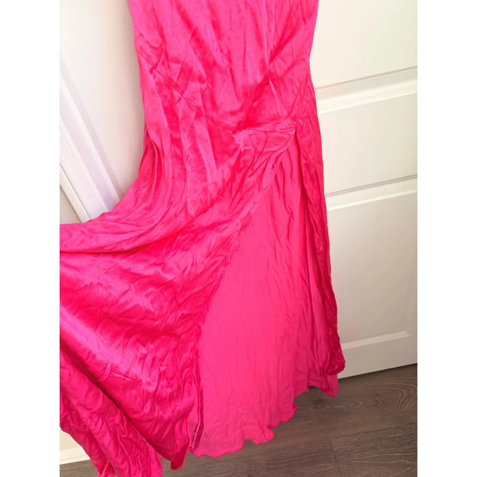 Elliatt Belmont Satin Gown Maxi Dress Fuchsia XS‎ Gala Barbie Wedding Formal - Image 5