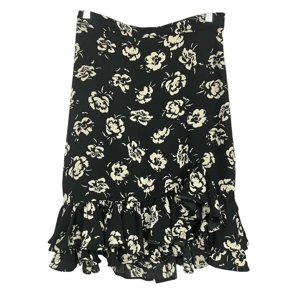 Polo Ralph Lauren Floral Black and Cream ruffle skirt size 4, Spring, Summer - Image 4