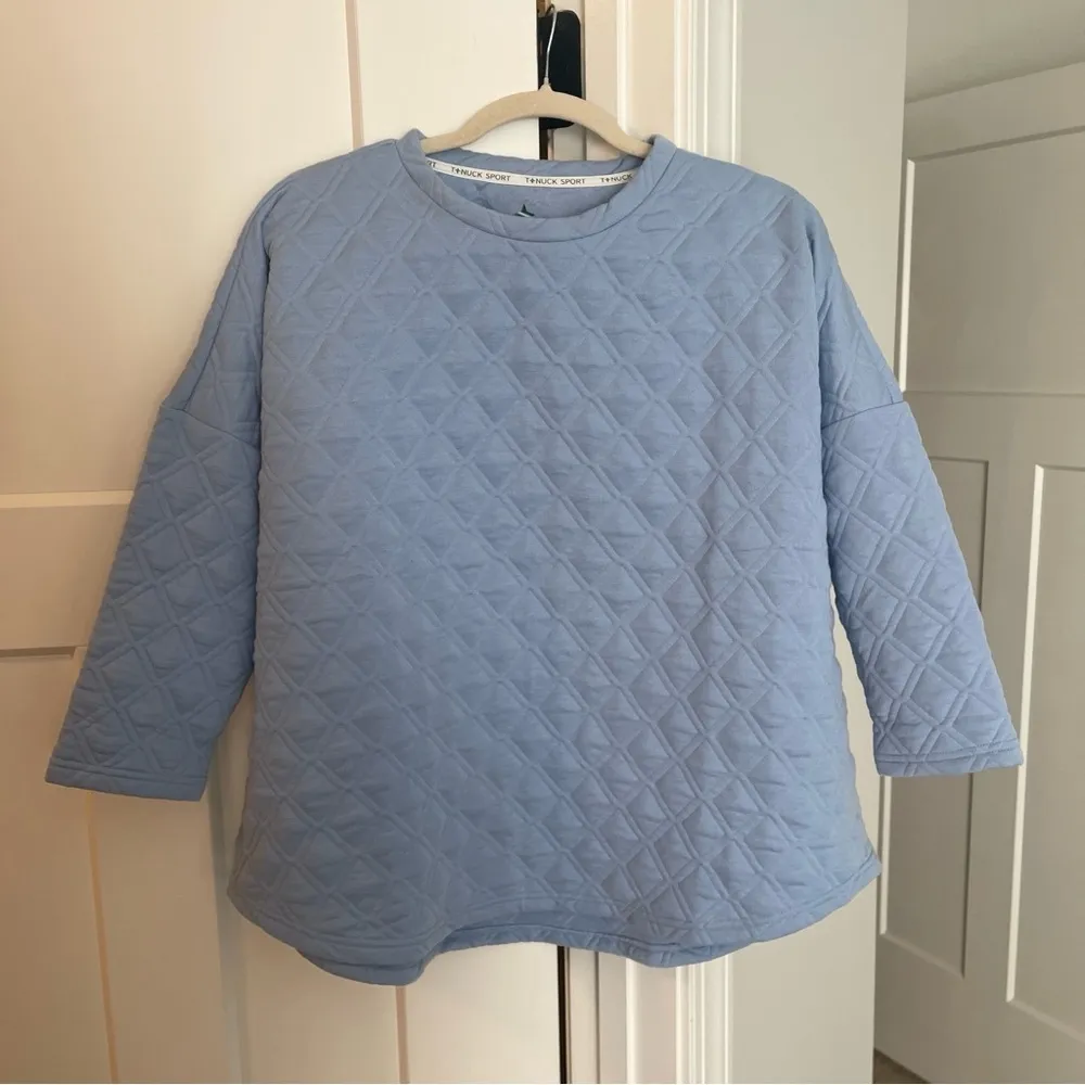 Tuckernuck Tnuck Sport Hydrangea Blue Quilted Crewneck Pullover - Image 2