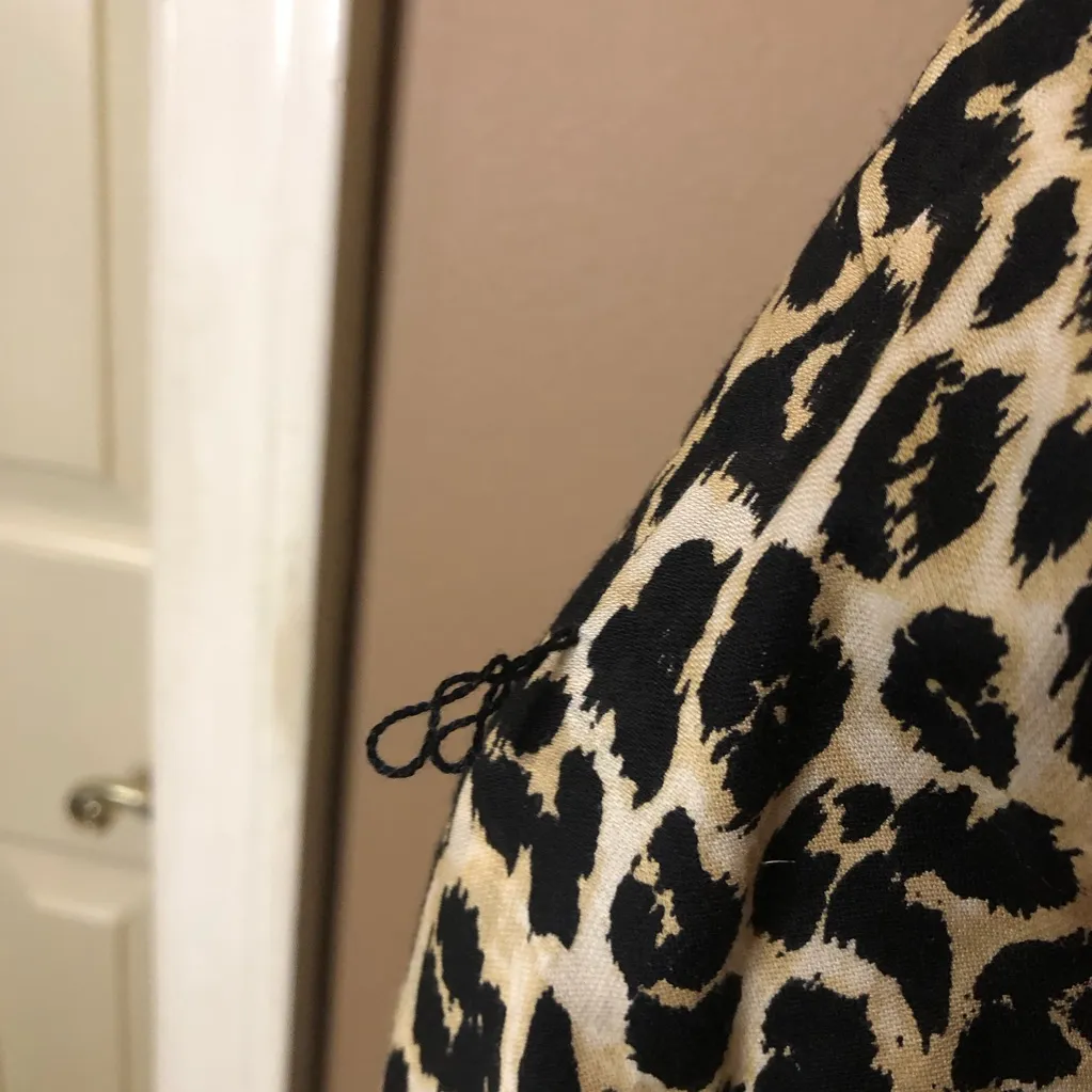 Tamara Mellon Silk Blend Button Front‎ Backless Halter Dress Leopard Print Black Size 8 - Image 12