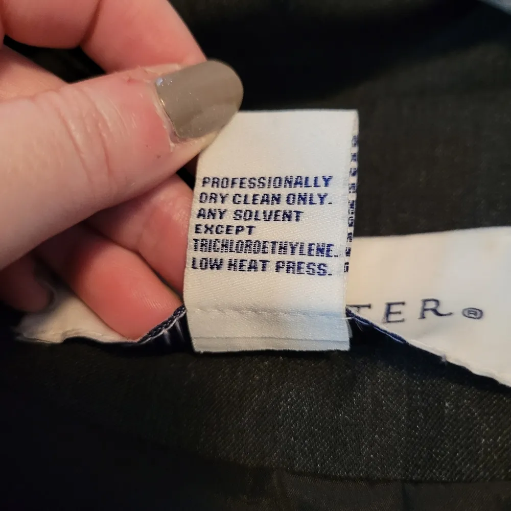 Doncaster Gray Peplum Blazer - Image 7