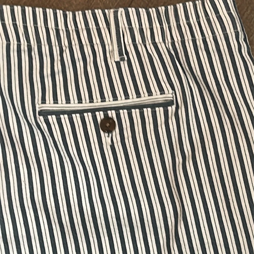 Lands End Shorts Womens 26 W Blue White Seersucker Striped Classic Fit‎ Nautical - Image 4