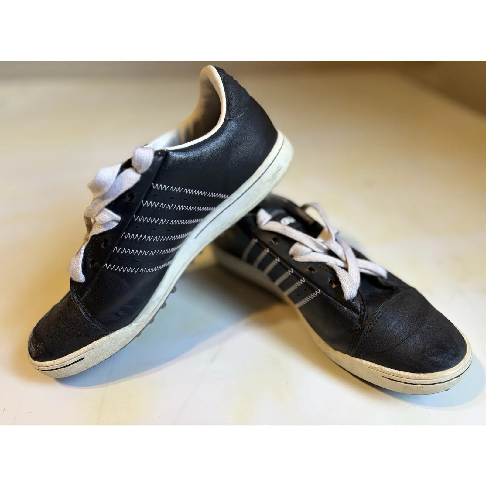Adidas Walk Hero Tennis Shoes Size 6 Black/White Lace Up Logo‎ Comfort Support - Image 3