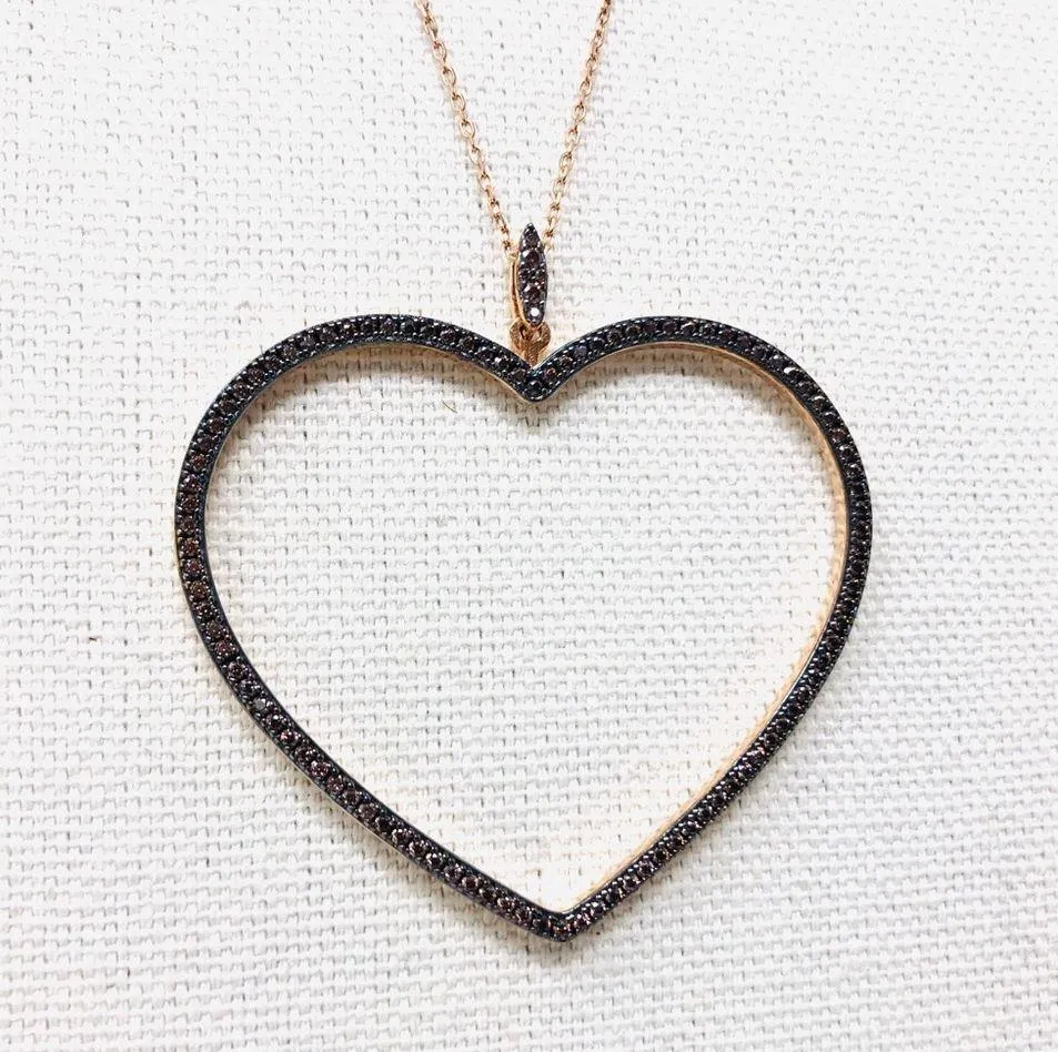 Rose gold  crystal heart 💖 necklace - Image 8