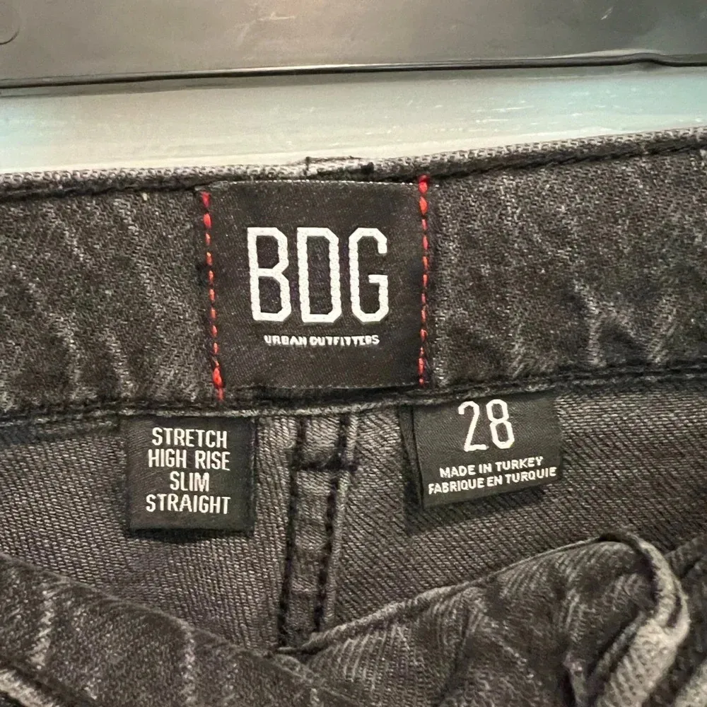 BDG Stretch High Rise Slim Straight Distressed Jeans Faded Black Ripped Size 28 - Image 10