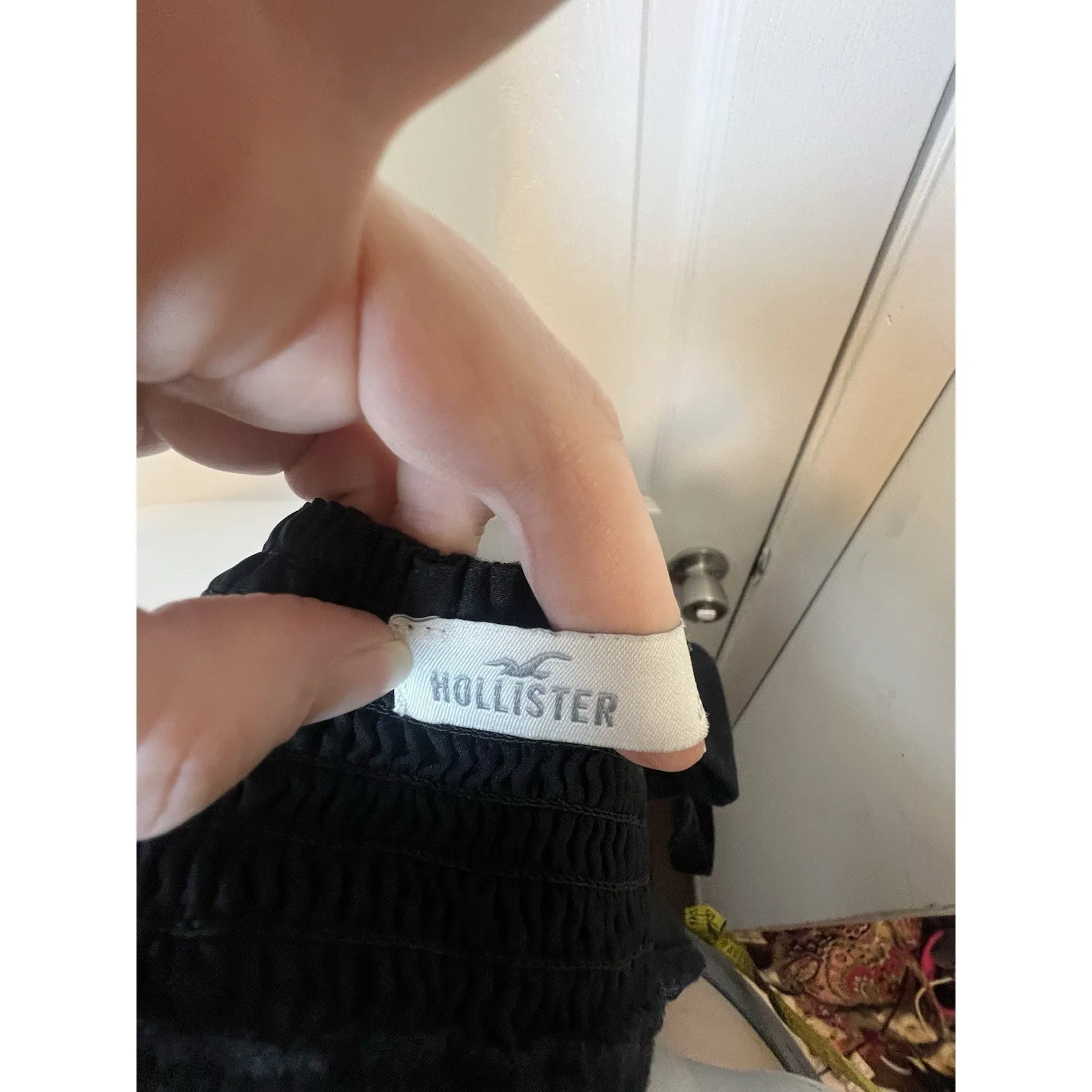 Black Size M Hollister Crop Top-Fast Shipping - Image 3