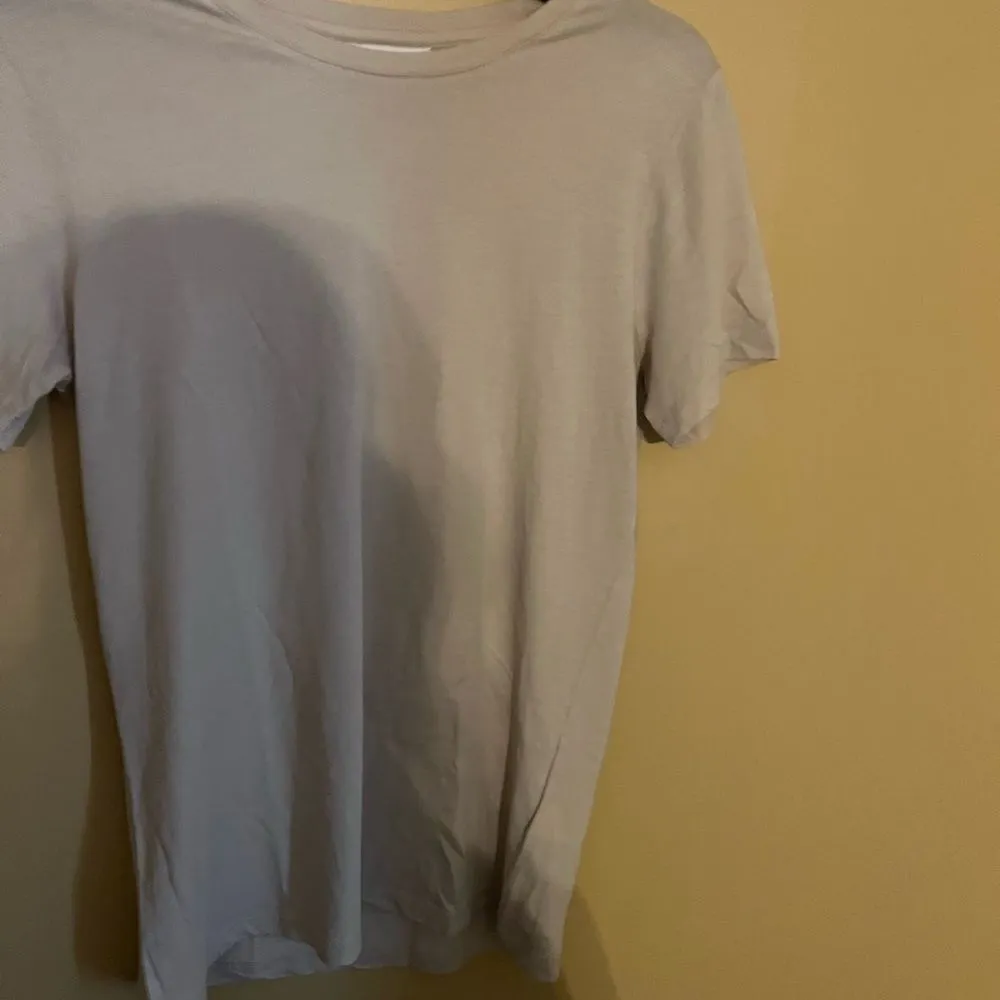 Club Monaco small beige top - Image 3