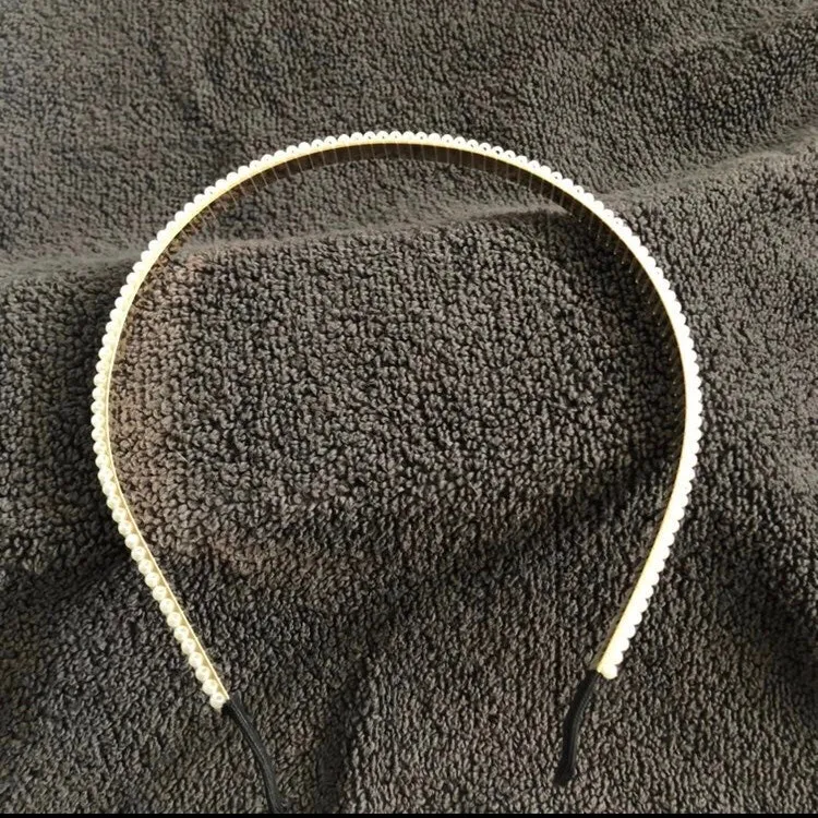 Fancy Pearl Headband - Image 4