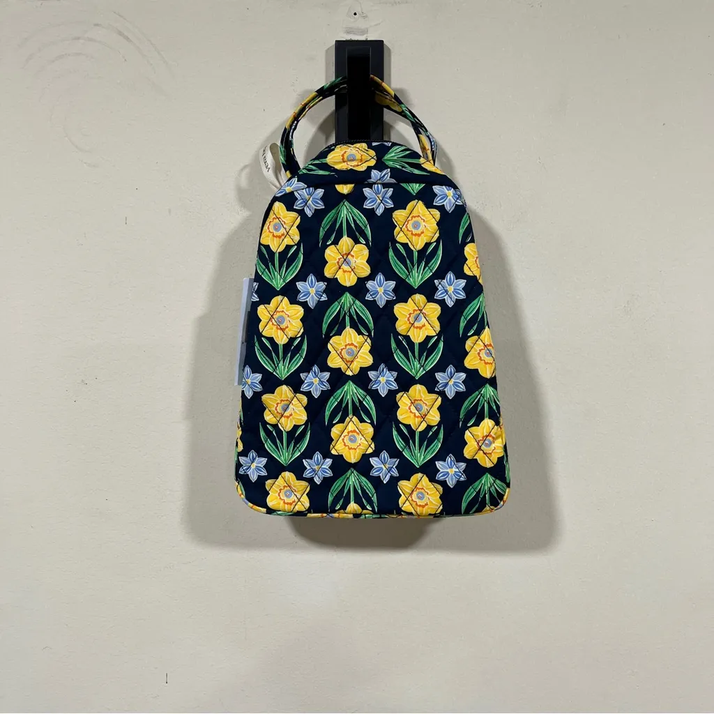 NWT Vera Bradley Foxbury Crossbody lunch box women’s floral yellow blue - Image 5