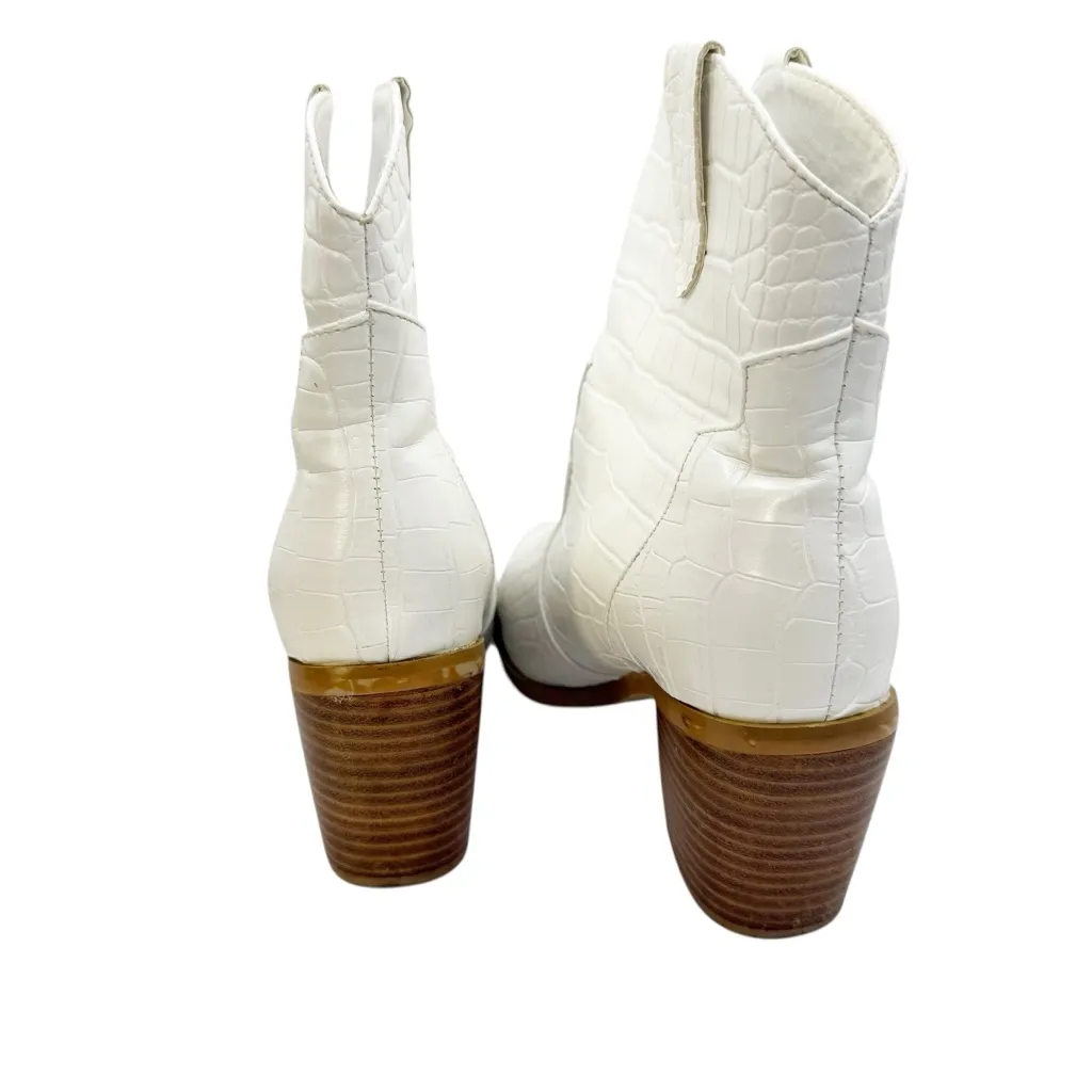 Women’s Billini Nirvana Boots‎ size 8 White - Image 5