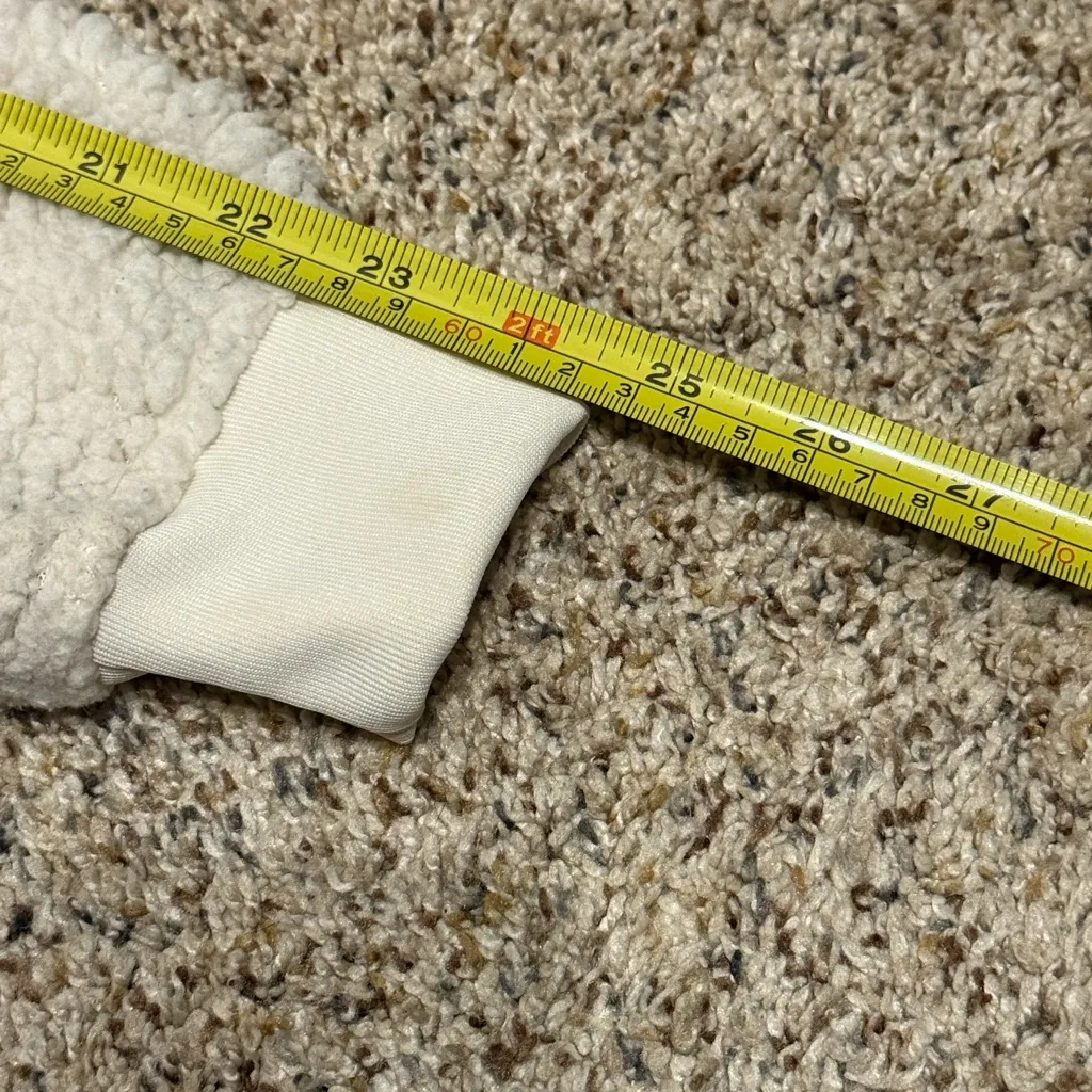 Minnesota Cream Sherpa Pullover Size S Maroon Gold Embroidered Cozy Fleece Cozy - Image 7