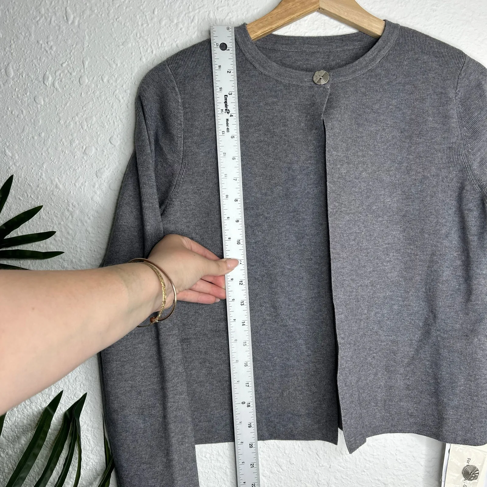 Commense Gray Crew Neck Single Button Front  Knit Cardigan S NWT - Image 7