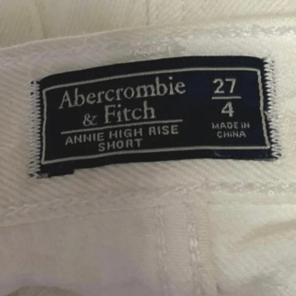 Abercrombie & Fitch Annie High Rise White Cut Off Mini Denim Jean Shorts Size 4 - Image 4