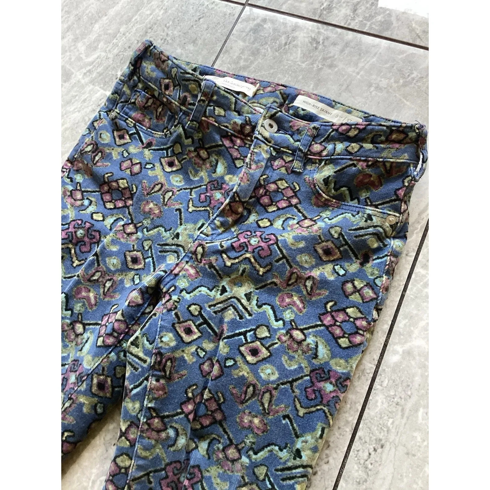 Pilcro Corduroy High Rise Skinny Jeans Navy Blue Serif Floral 27 - Image 3