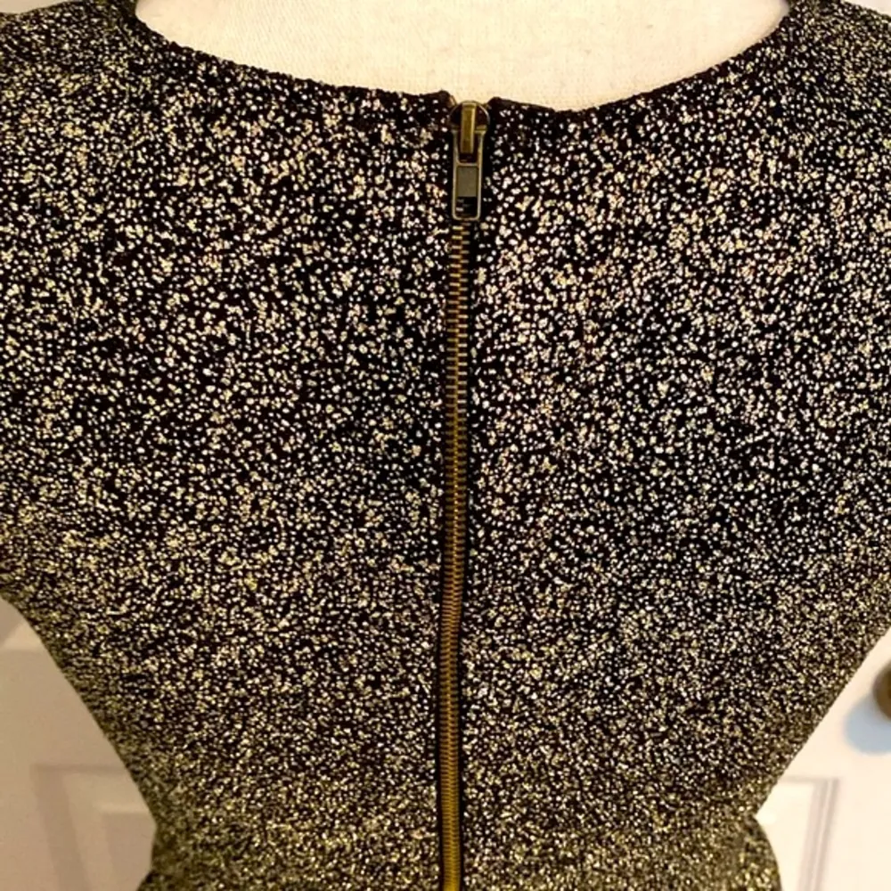 Everly|| Black/gold sleeveless A-line dress - Image 6