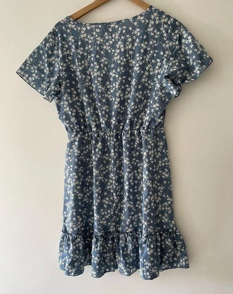 SHEIN VCAY Ditsy Floral Print V-Neck Ruffle Hem Dress - Image 4