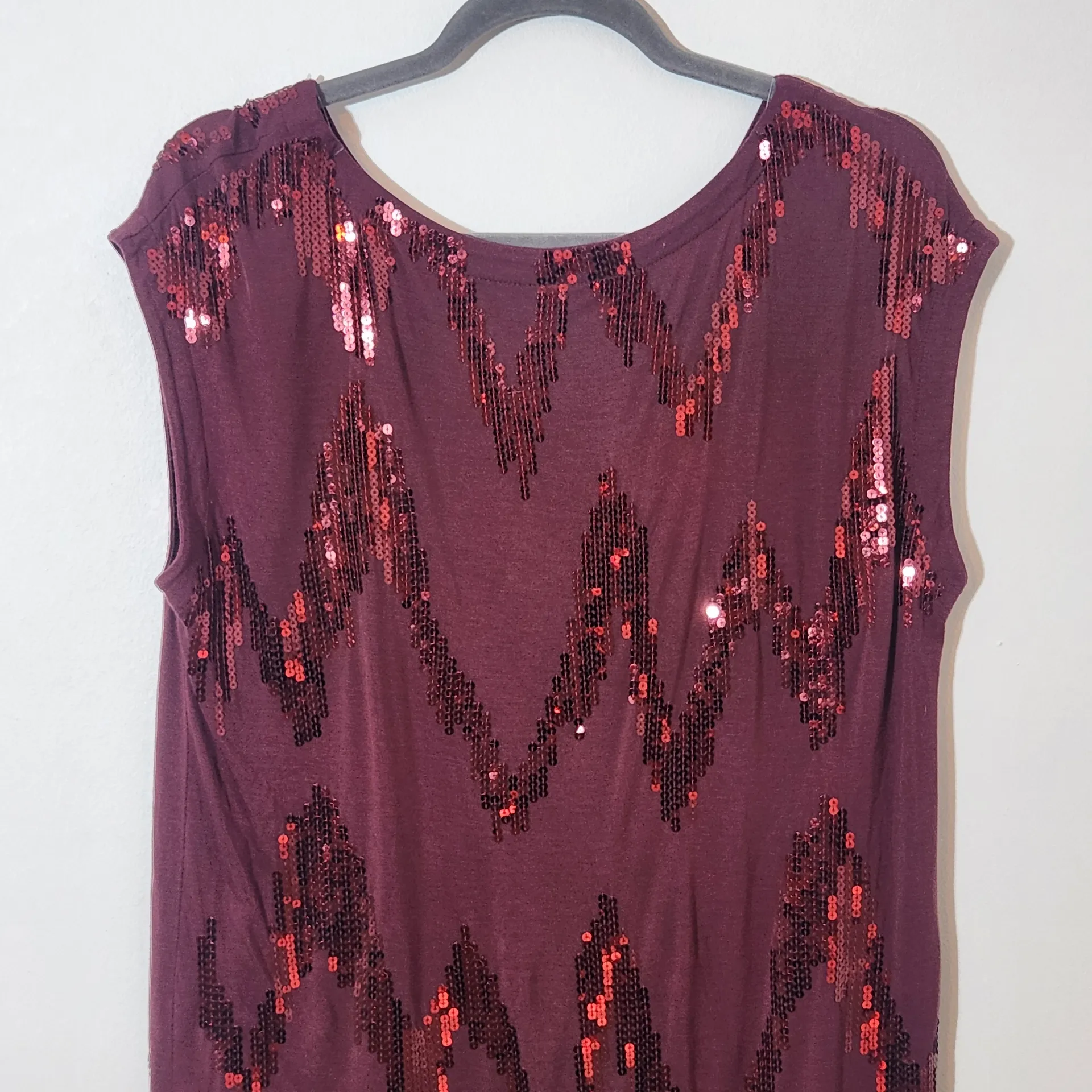 Kische Burgundy Sequin Top Size XL NWOT Red - Image 4