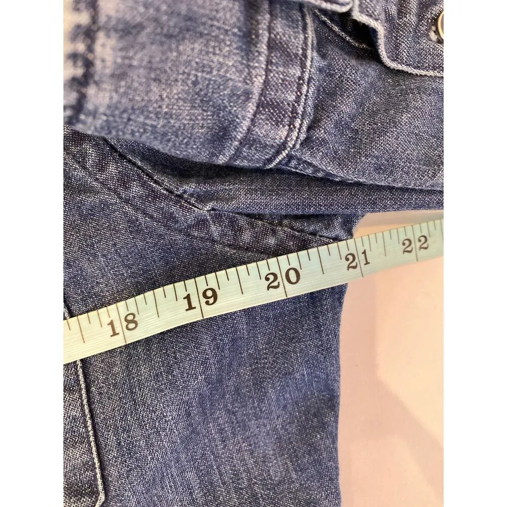 Levi’s Casual Blue Button Down Denim Long Sleeve Women’s Shirt EUC Sz M Cotton - Image 10