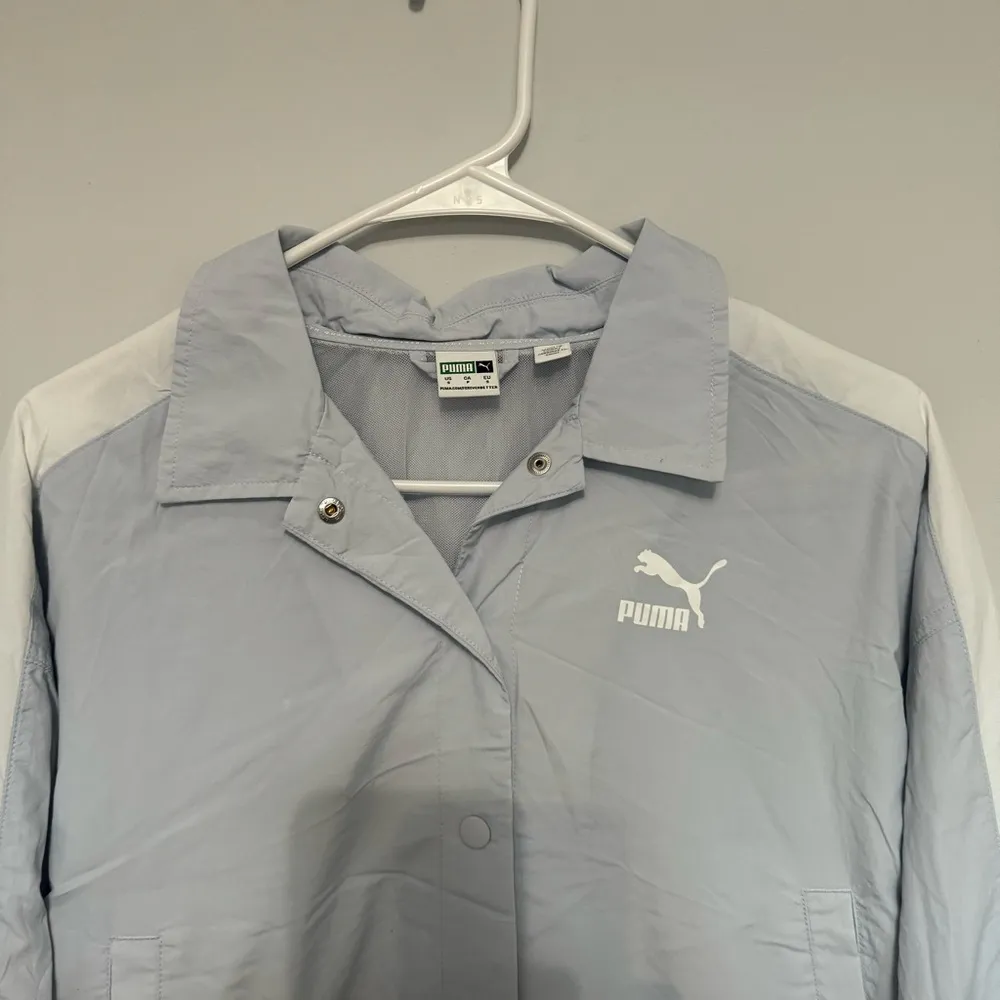 Puma Women's Light Blue Button-Up Top - Image 3