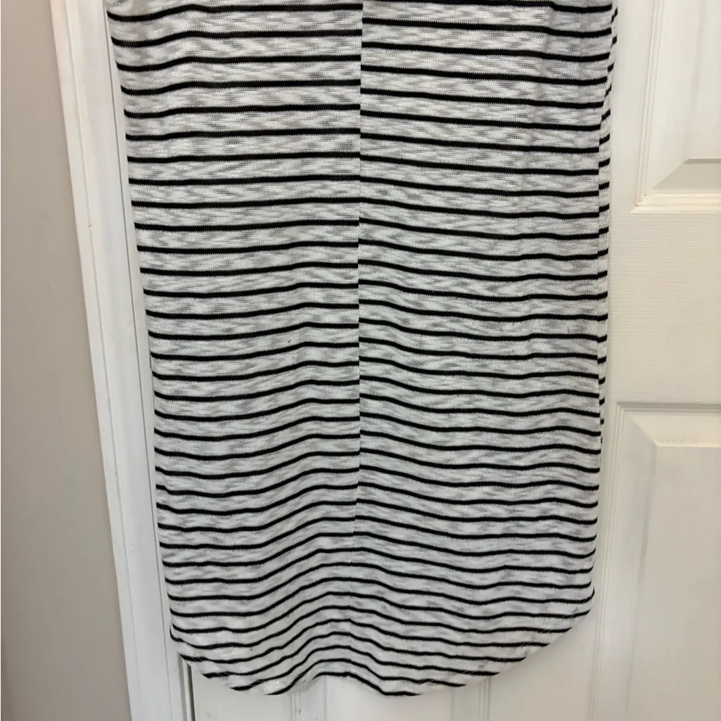 Kona Sol Sleeveless Black and White Striped Hooded Swimsuit Cover Up - Image 7