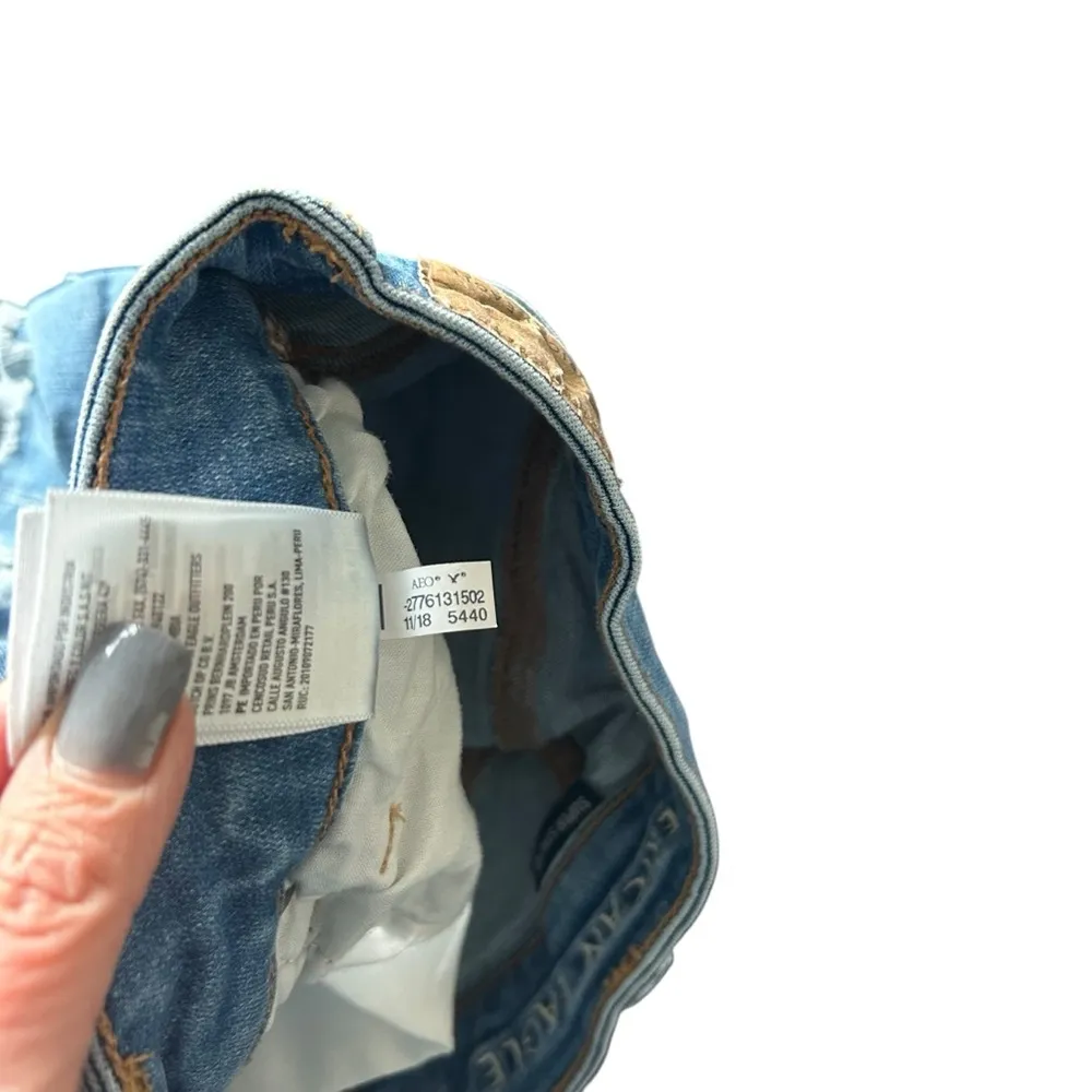 American Eagle Women’s High Rise Shortie Denim Distressed Shorts Blue Size 6 - Image 3