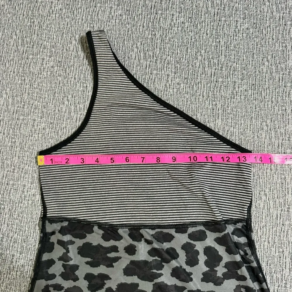 Lululemon  One-Shoulder Black & Gray Tank Top - Image 11