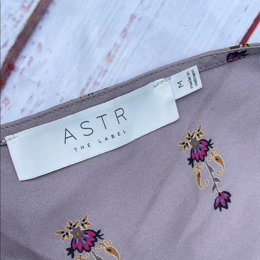 Astr Lavender and Pink Floral Top - Image 3