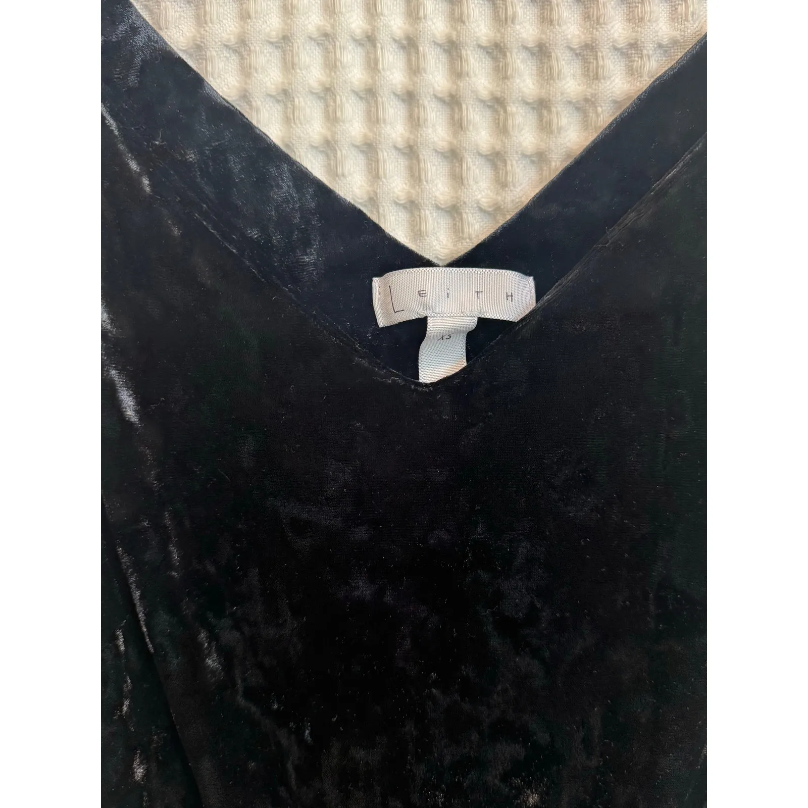 Leith Crushed Velvet Midi V Neck Flared Hem Black Cocktail Dress Extra Small - Image 3