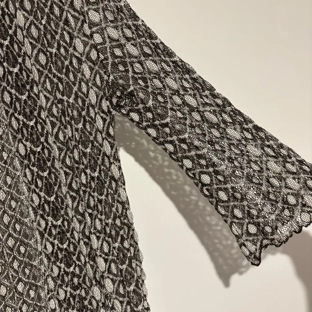 Chico’s Lightweight Geometric‎ Mesh Lace Kimono Cardigan Cover Black Grey medium - Image 3