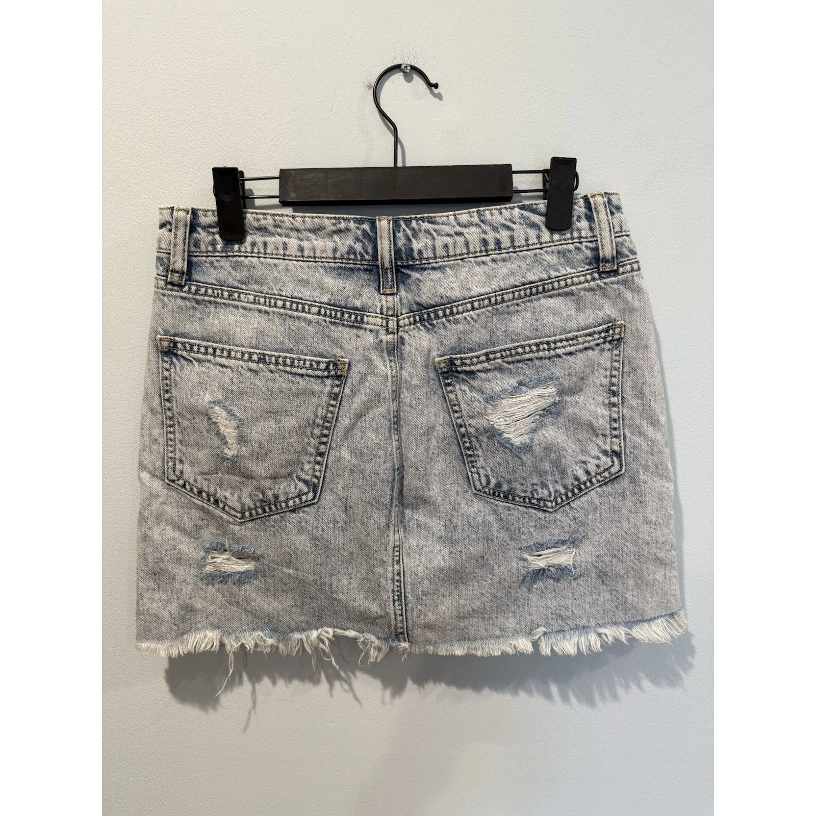 Forever 21 Jean Skirt Womens Medium Acid Wash Distressed Denim Concert Grunge Blue - Image 2