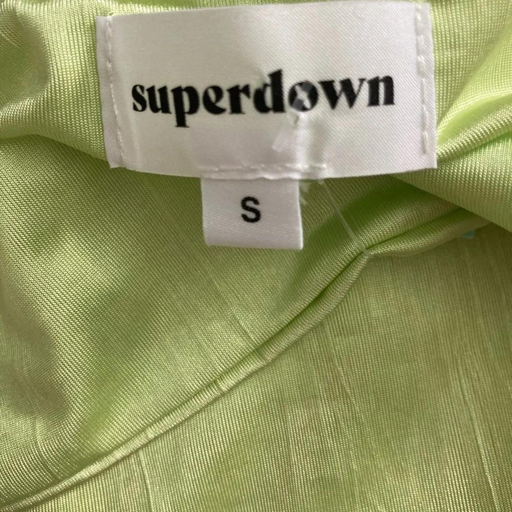 Superdown Karolyna Bandeau Top Size Small Green - Image 6