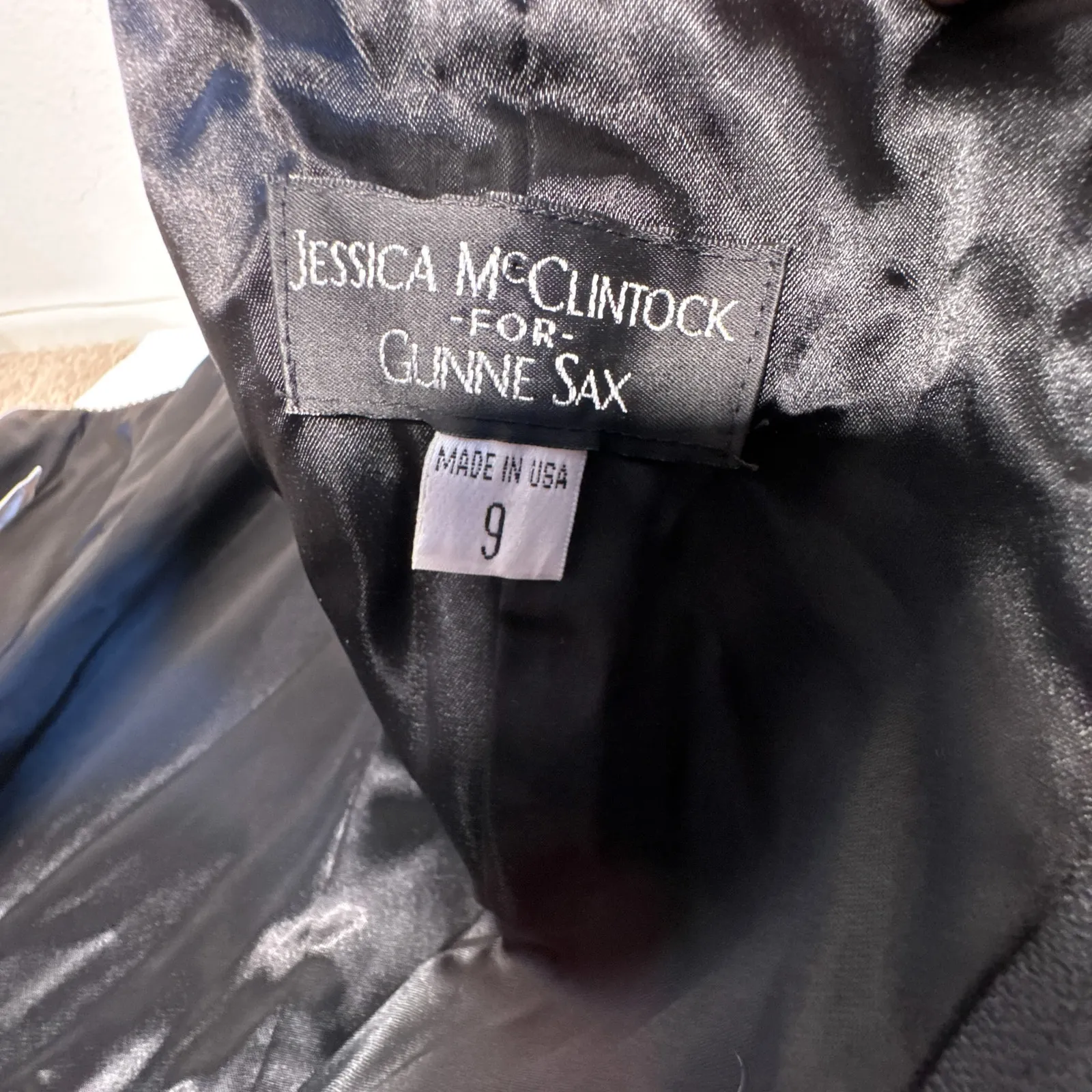 Jessica McClintock Gunne Sax Black Velvet Strapless Rhinestone Evening Gown Sz 9 - Image 11