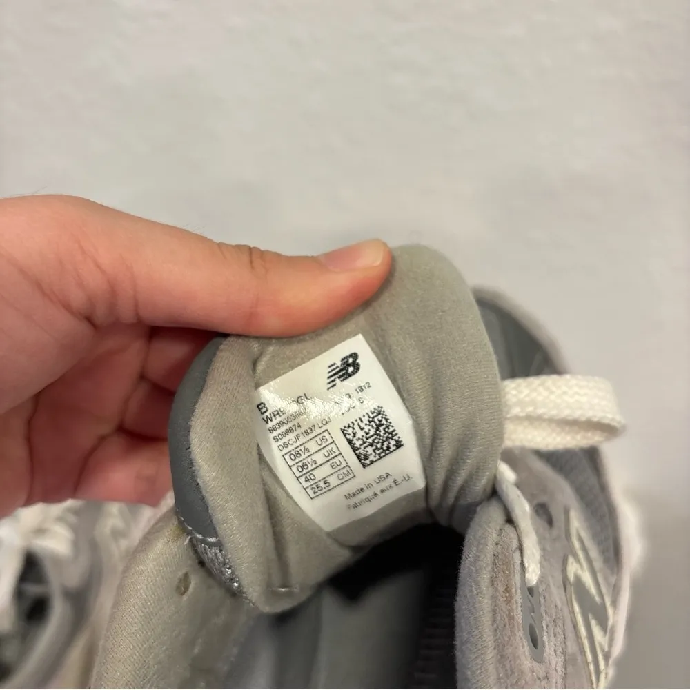 New Balance 993 sneakers in grey - Image 11