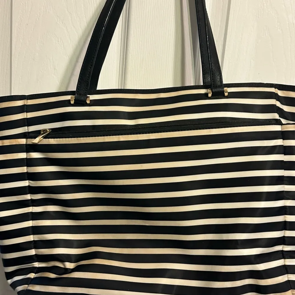 Kate Spade Black and White Tote Diaper Bag - Image 8