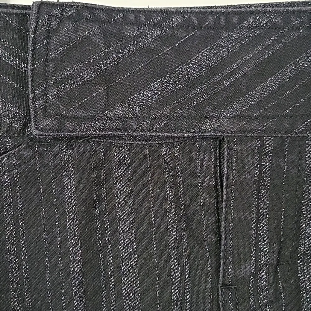 Calvin Klein Jeans Mini Skirt Black/Metallic Size 5 - Image 4