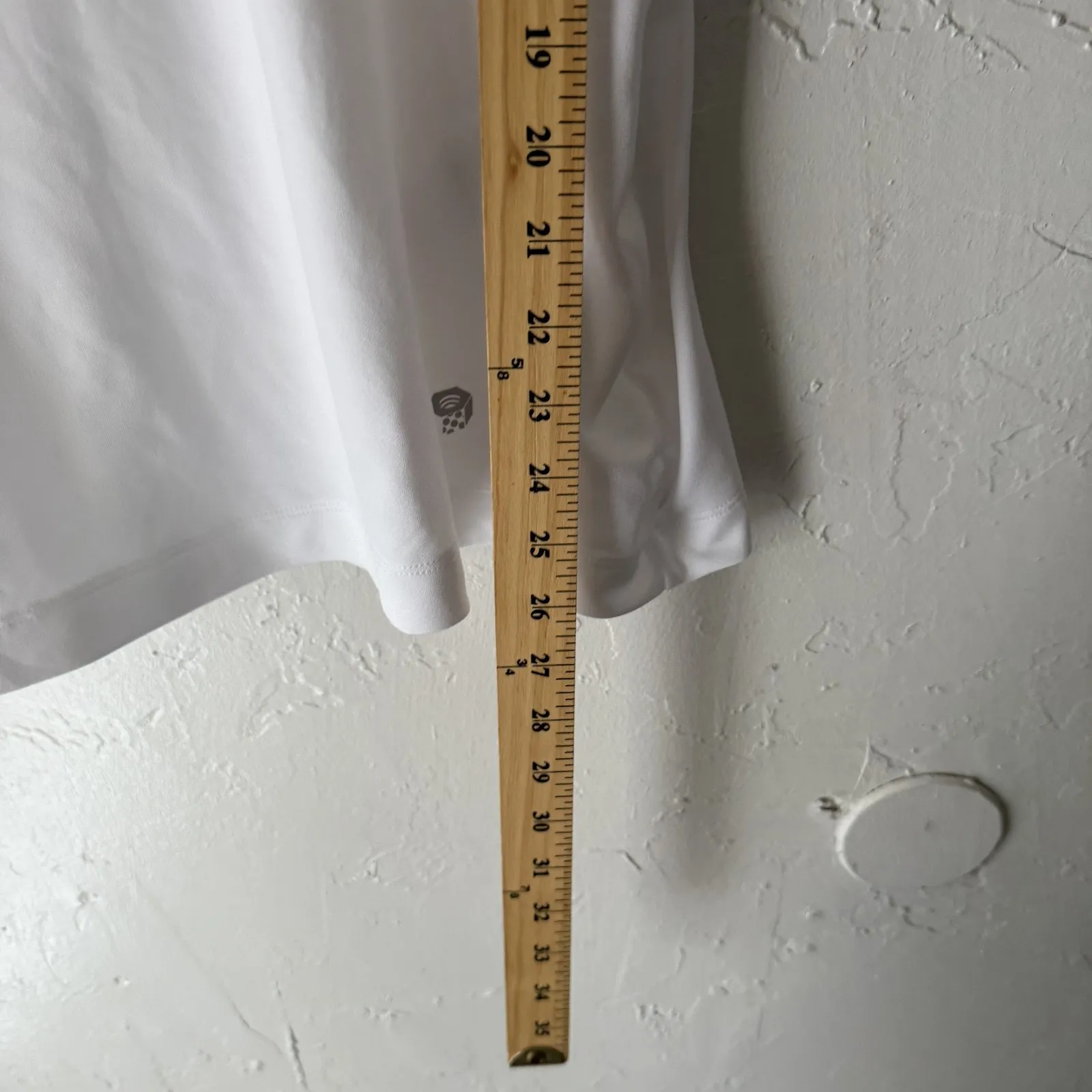 Mountain Hardwear‎ Shirt Large White Athletic Performance Short Sleeve Outdoor - Image 6