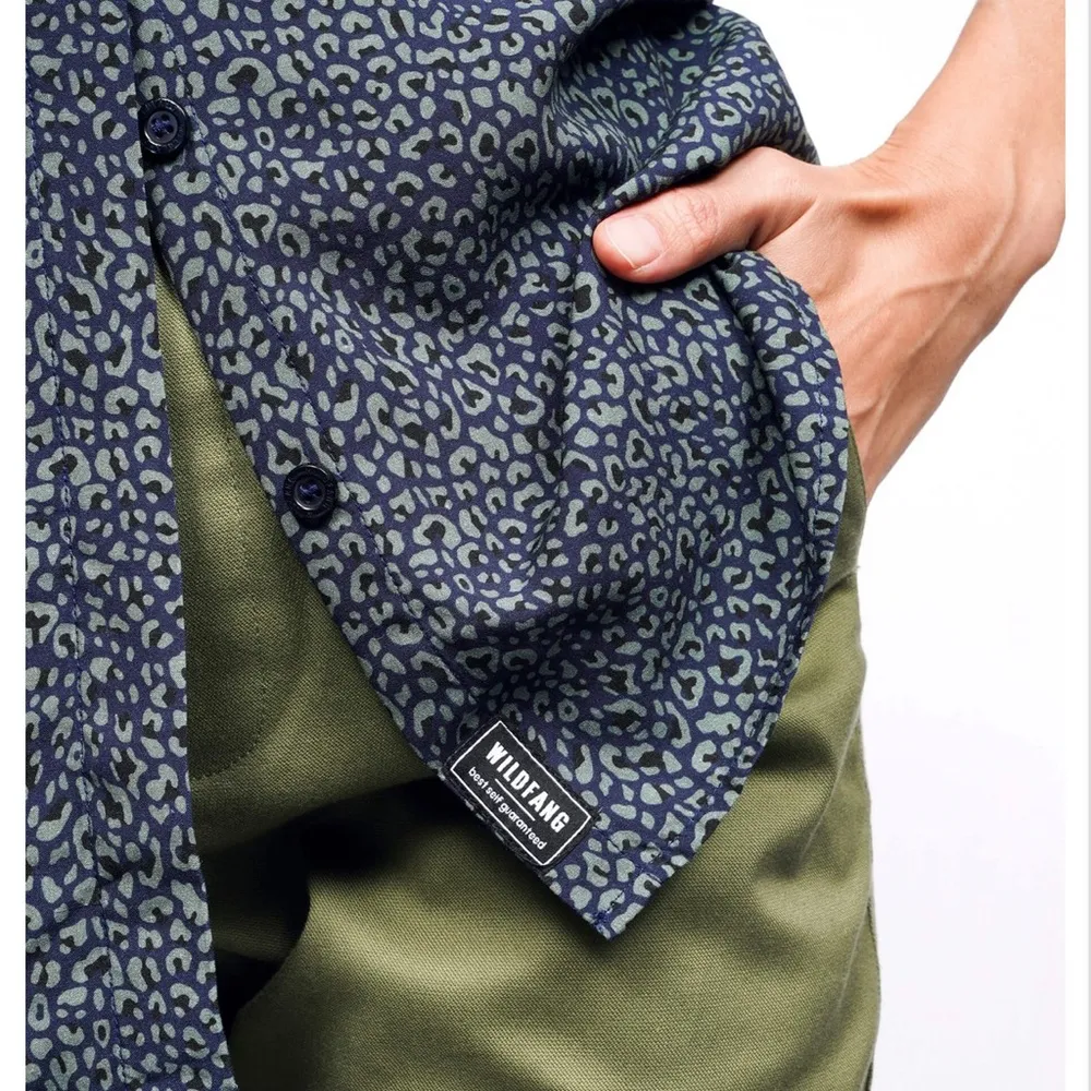 THE EMPOWER BUTTON UP Blue Size XS - Image 3