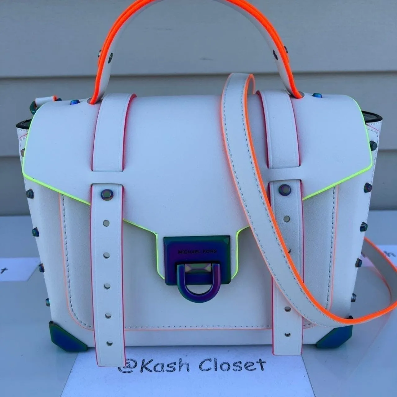 Optic White Manhattan Satchel - Image 6