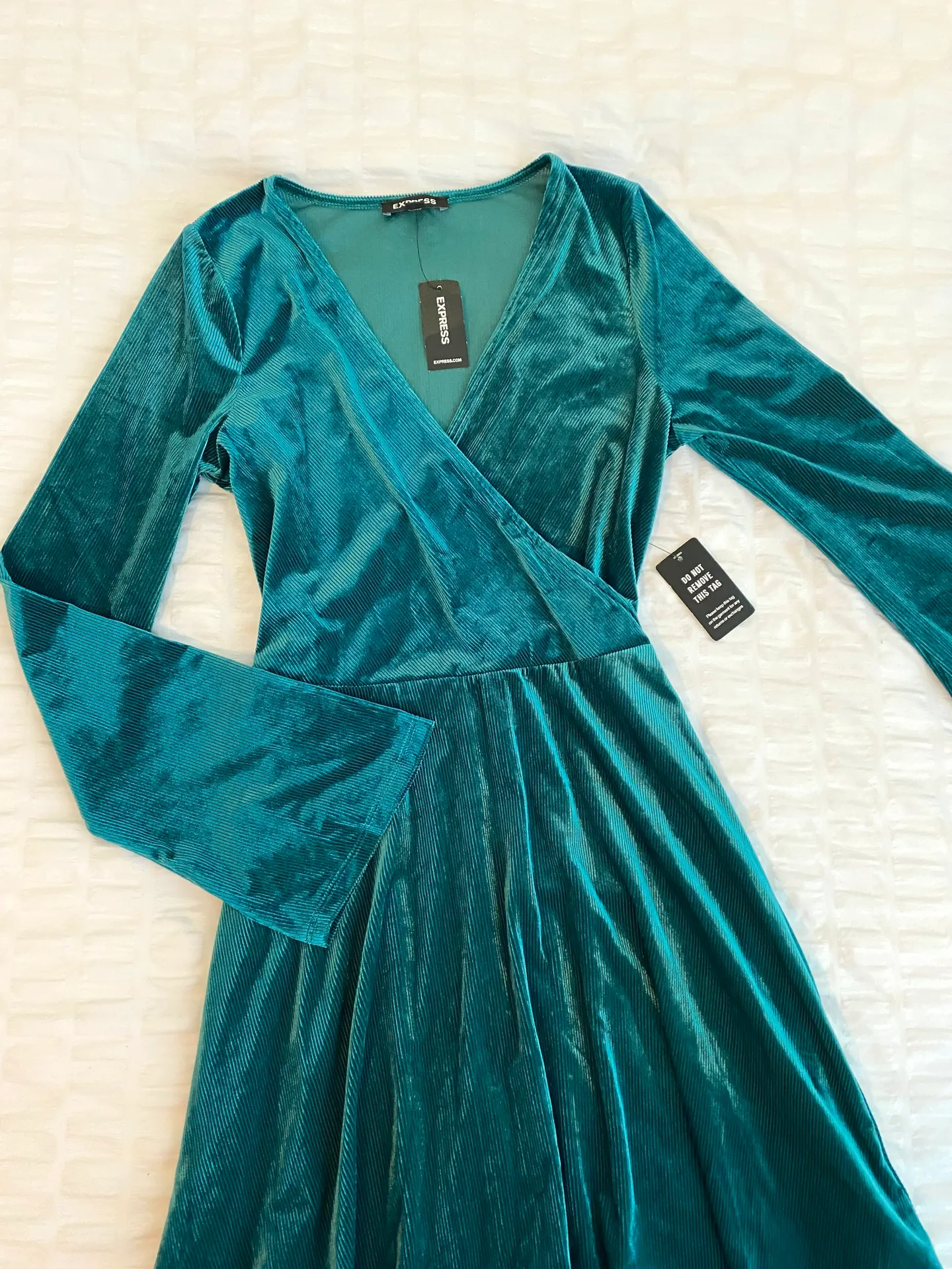 EXPRESS NWT  Velvet Holiday Dress! - Image 2