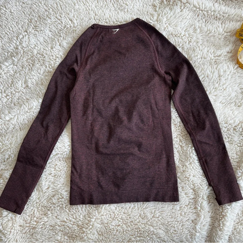 Maroon Long Sleeve Women’s Active Top / size small - Image 2